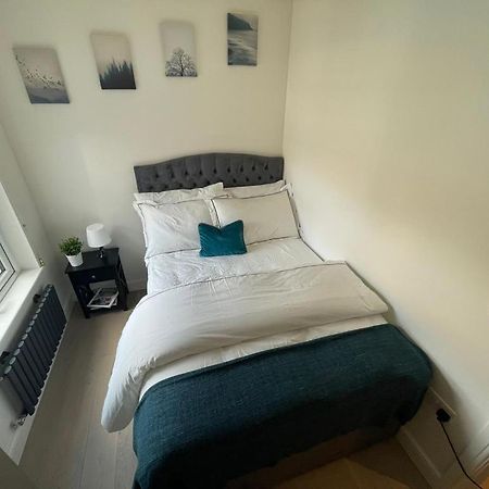 Two Bedroom Apartment - Londres Extérieur photo