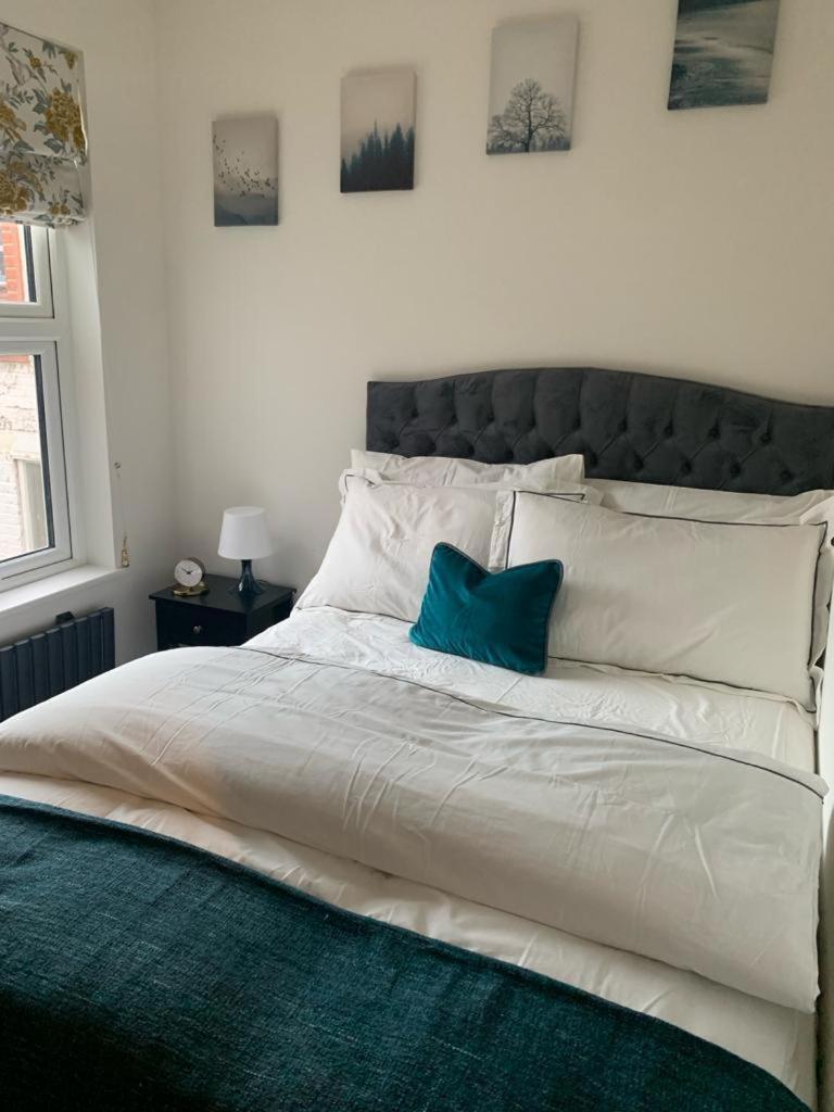 Two Bedroom Apartment - Londres Extérieur photo