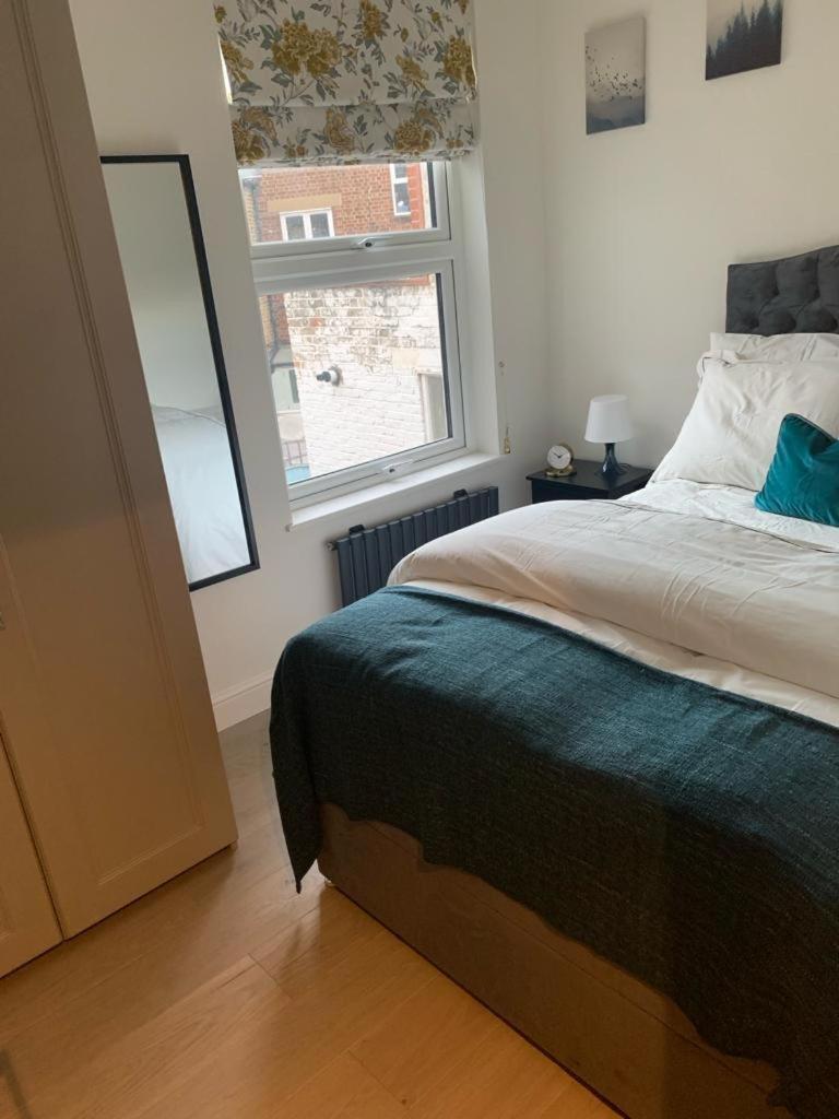 Two Bedroom Apartment - Londres Extérieur photo